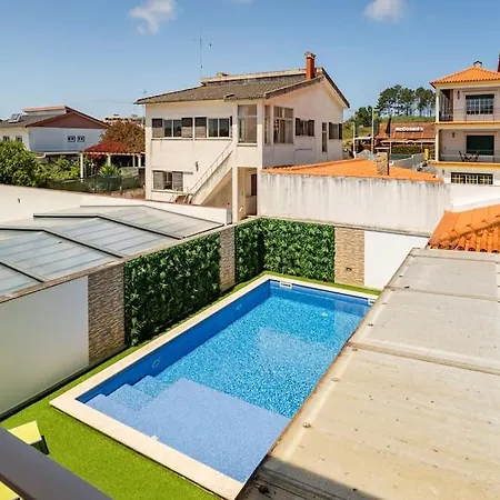 Casa Сasa de vacaciones Nazaré